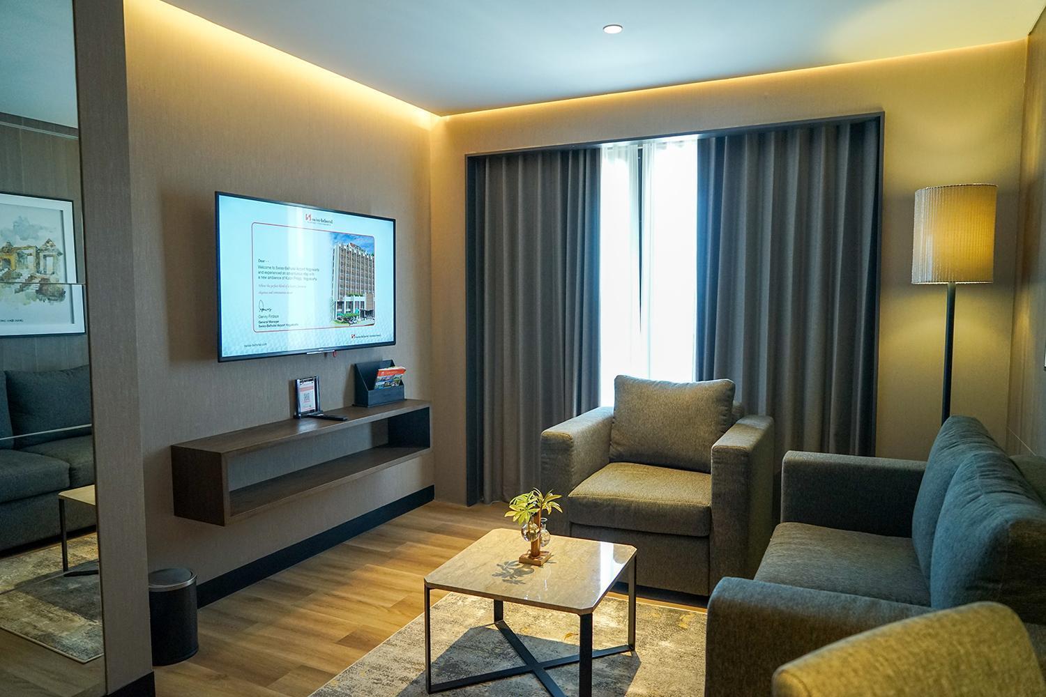 Swiss-Belhotel Airport Yogyakarta Temon Exterior photo